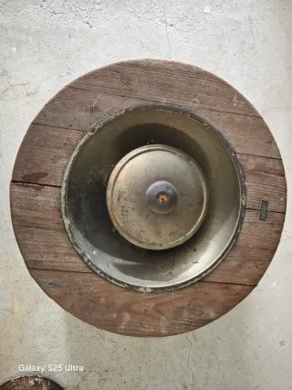 Altavoz antiguo coleccionista Omega