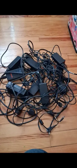 Lote cargadores portátiles Acer Sony hp dell Asus