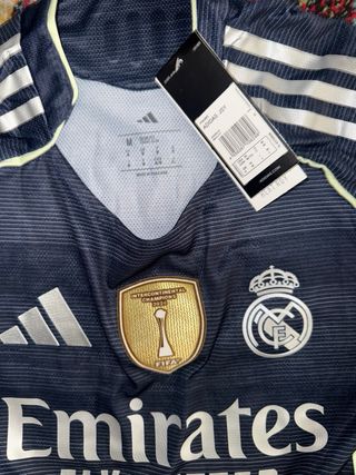 Camiseta Adidas Real Madrid Negra Dorada