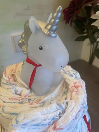 Tarta de pañales unicornio