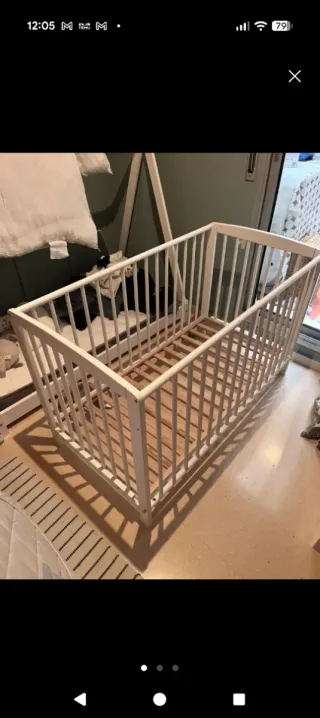 Cuna infantil con colchon - madera blanco