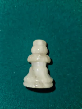 Scacchiera in marmo e onice