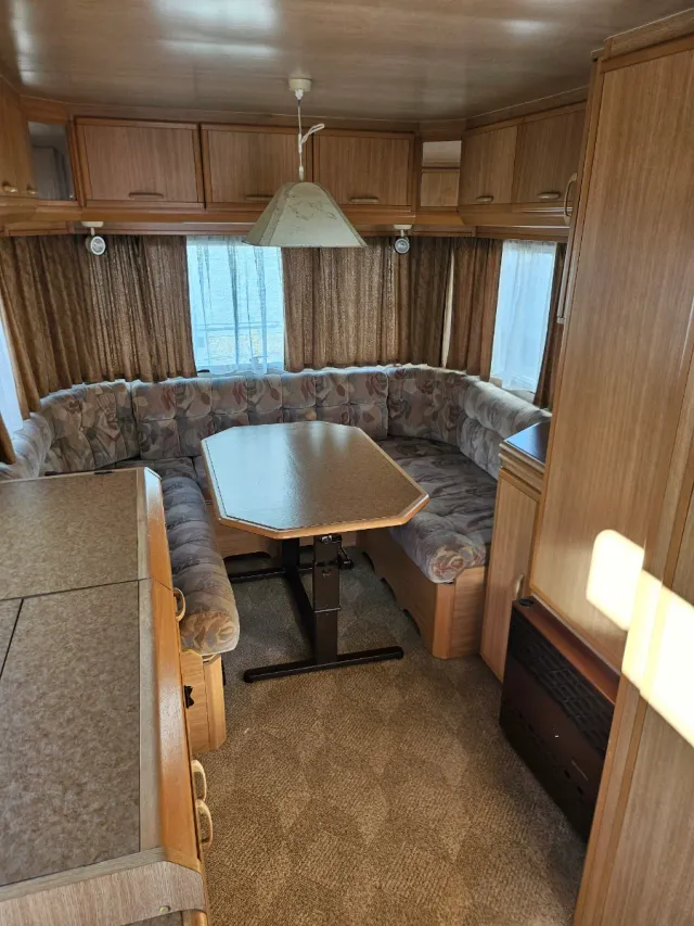 Caravana Adria Forma 470