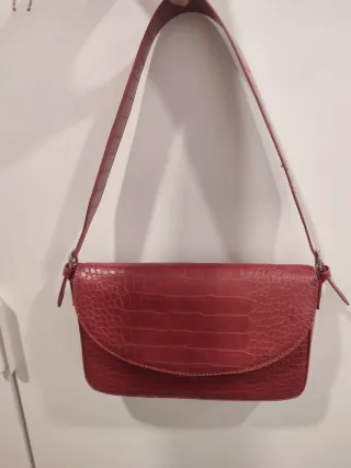 Bolso granate de hombro