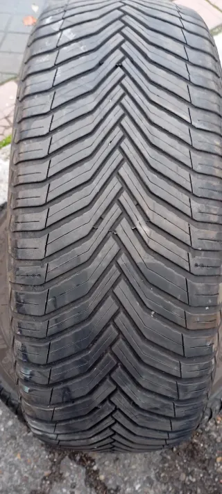 Michelin 235/55/17 103W