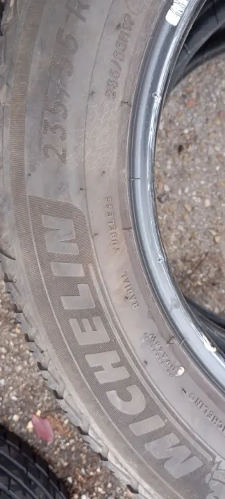 Michelin 235/55/17 103W