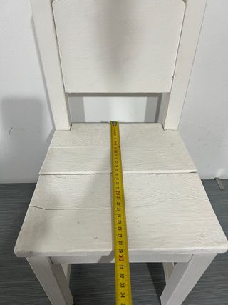 Sedia piccola in legno vintage