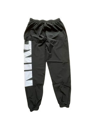 Pantalón Nike Gym Negro con Logo Blanco
