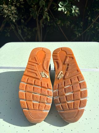 Nike Nightgazer Negro/Gris