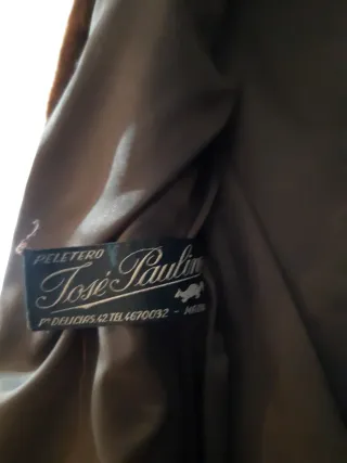 Abrigo Mouton Auténtico José Paulino Marrón