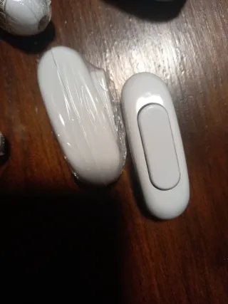 Interruptor Conmutador de paso blanco