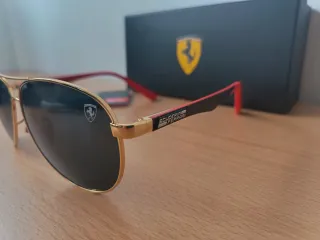 Gafas Ray-Ban Scuderia Ferrari Doradas Rojas