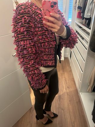 Chaqueta multicolor con flecos