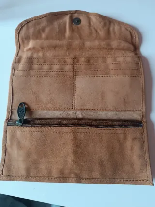 Cartera de ante bordada mujer
