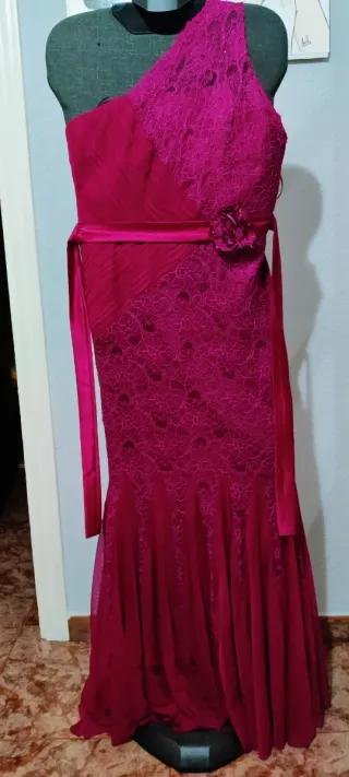 Vestido largo fiesta granate encaje