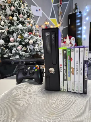 Xbox 360 con Kinect e 7 giochi