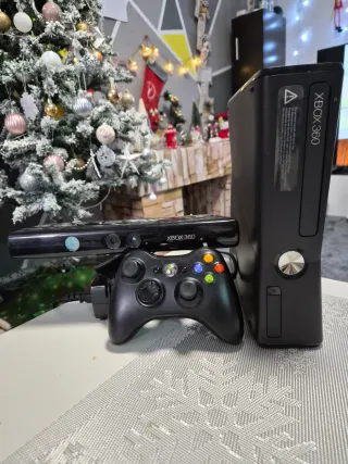 Xbox 360 con Kinect e 7 giochi