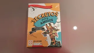 Secretos entre Amigos. Juego de Mesa