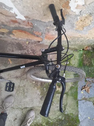 Bicicleta de Montaña Negra