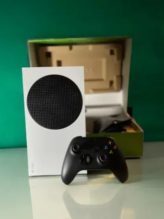 COMO NUEVA Xbox Series S con mando