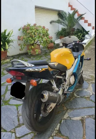 HONDA CBR 600f