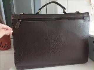 Maletín ejecutivo de piel marrón