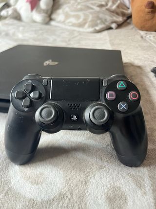 PS4 Pro Sony Nera + Controller e Cavi