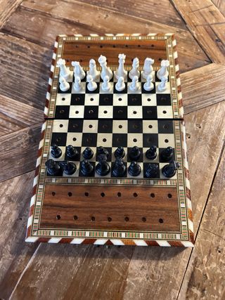 Estuche de viaje ajedrez taracea