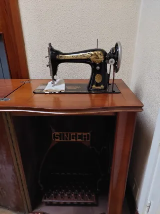 Máquina de Coser Antigua SINGER 1925