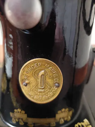 Máquina de Coser Antigua SINGER 1925