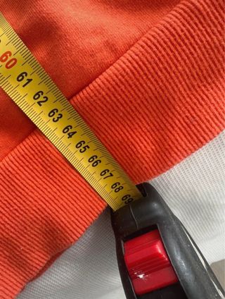 Sudadera naranja Stradivarius M