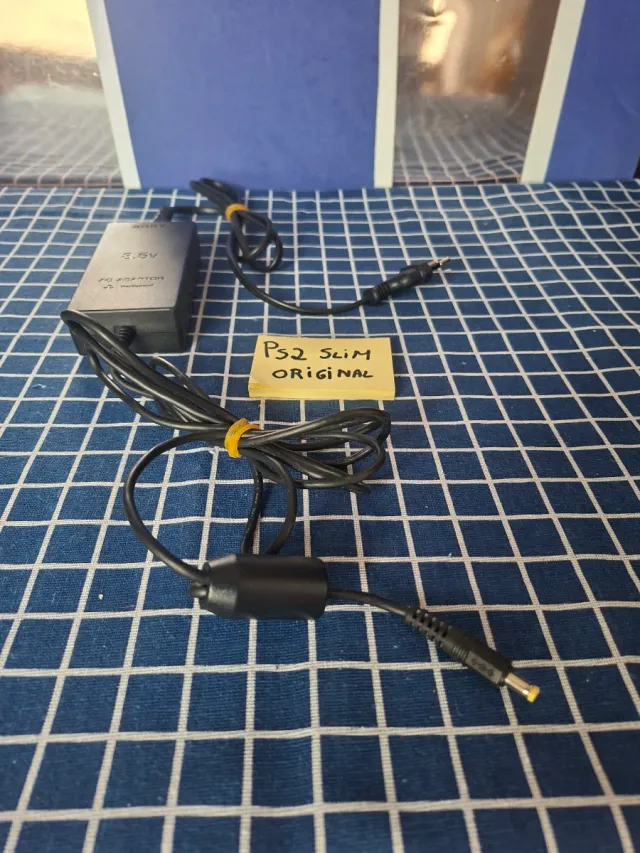 PS2 SLIM ORIGINAL CARGADOR ENCHUFE OFICIAL