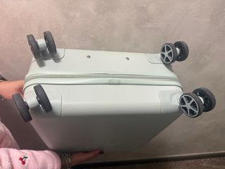 Maleta de viaje de la marca Reebok