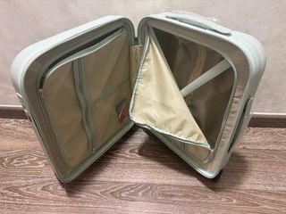 Maleta de viaje de la marca Reebok