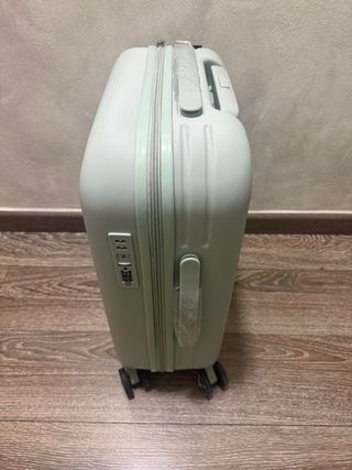 Maleta de viaje de la marca Reebok