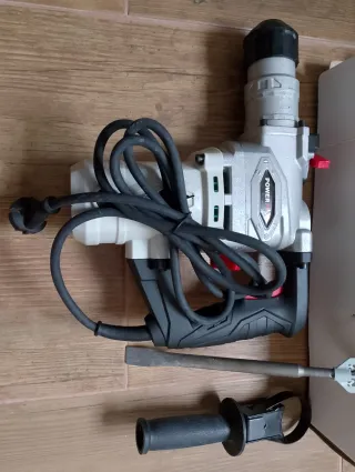 Martillo Perforador Powerplus 900W