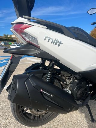 Mitt Goes 125GT Scooter Blanco