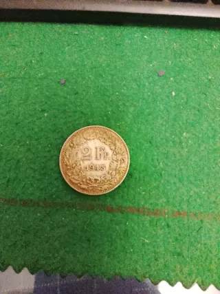 Moneda antigua de plata