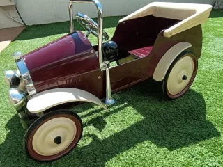 Auto classica in metallo per bambini 1934