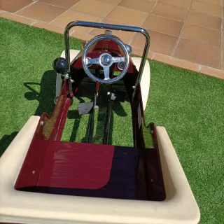 Auto classica in metallo per bambini 1934