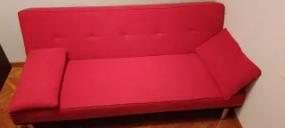Sofá Cama Click-Clack Rojo. Semi nuevo