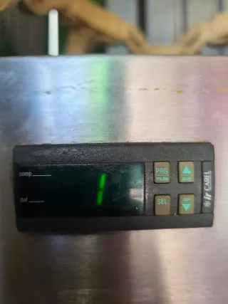 Nevera / Congelador Grande Hostelería