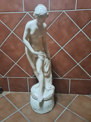 Figura de cerámica Venus
