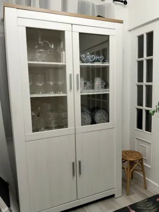 Aparador blanco madera y cristal