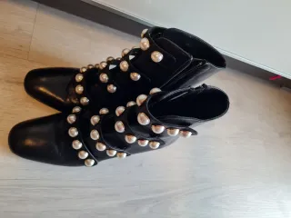 Botines Uterqüe  Perlas T38