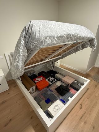 Cama IKEA MALM 140x200 con canapé abatible