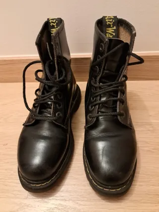 Botas Dr. Martens Air Wair Negras
