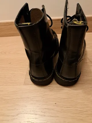 Botas Dr. Martens Air Wair Negras