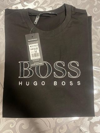 Camisetas diferentes marcas.