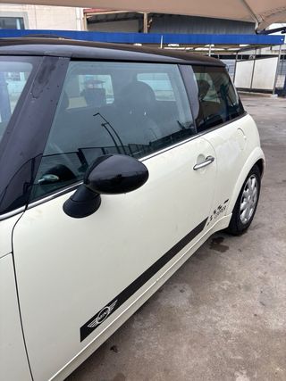 MINI Cooper 2004